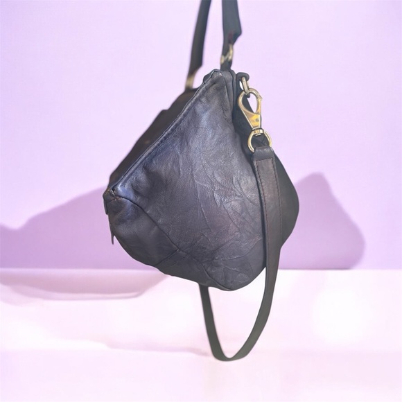 Vintage Givenchy Pandora Bag in Purple Leather - Picture 5 of 9